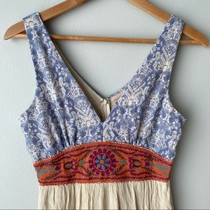 Flying Tomato | V-neck Embroidered Bohemian Maxi Dress